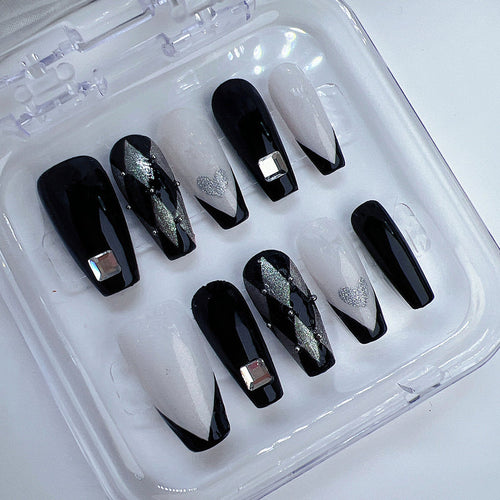 Cat-eye quilted pattern T02-19508 Gothic